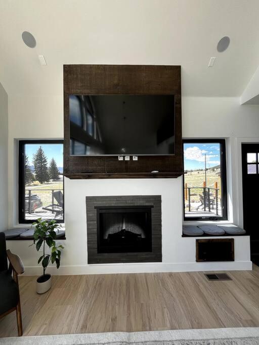 Red Rock Retreat Stunning Floor To Ceiling Views Villa Hatch Exterior photo